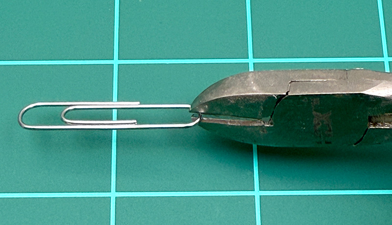 Cutting Paperclip
